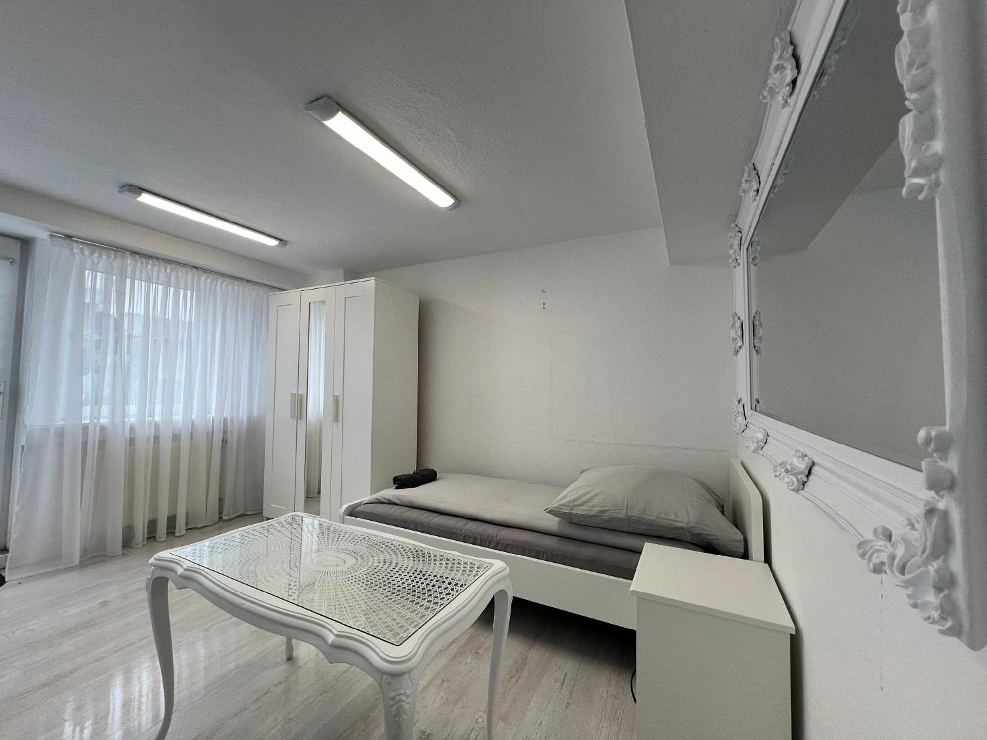 Mieterlux Frankfurt Heusenstamm 46 Otel Dış mekan fotoğraf